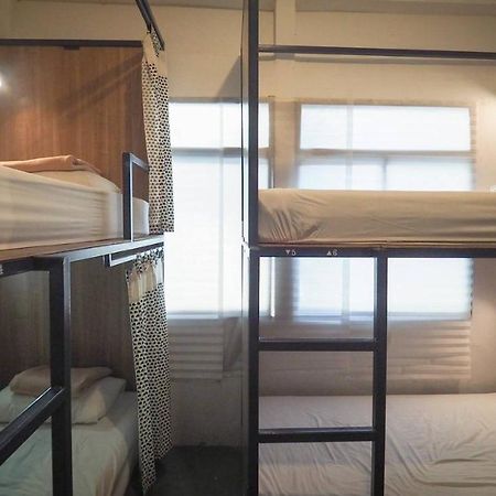 I-Sleep Silom Hostel Bangkok Eksteriør bilde