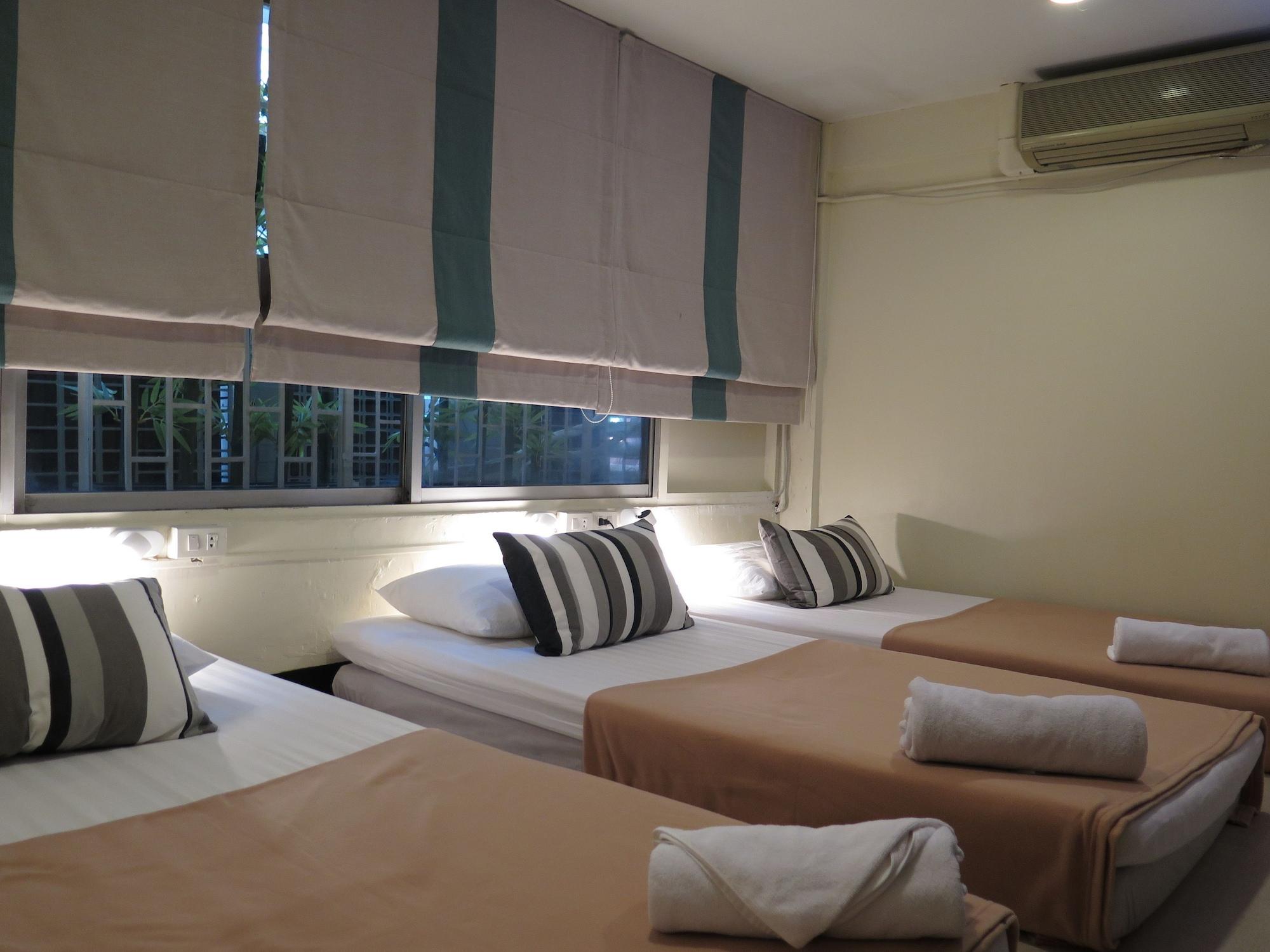 I-Sleep Silom Hostel Bangkok Eksteriør bilde